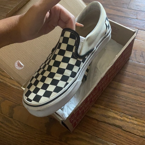 Vans size 5 in men 6.5 in women black and white - Picture 4 of 5